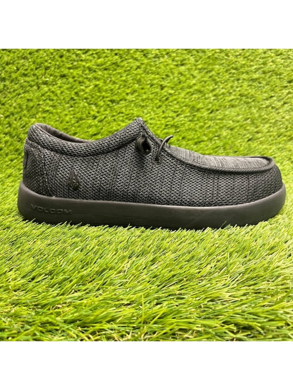 Volcom Chill Womens Size 9W Black Gray Composite Toe Safety Work Slip-On Shoes